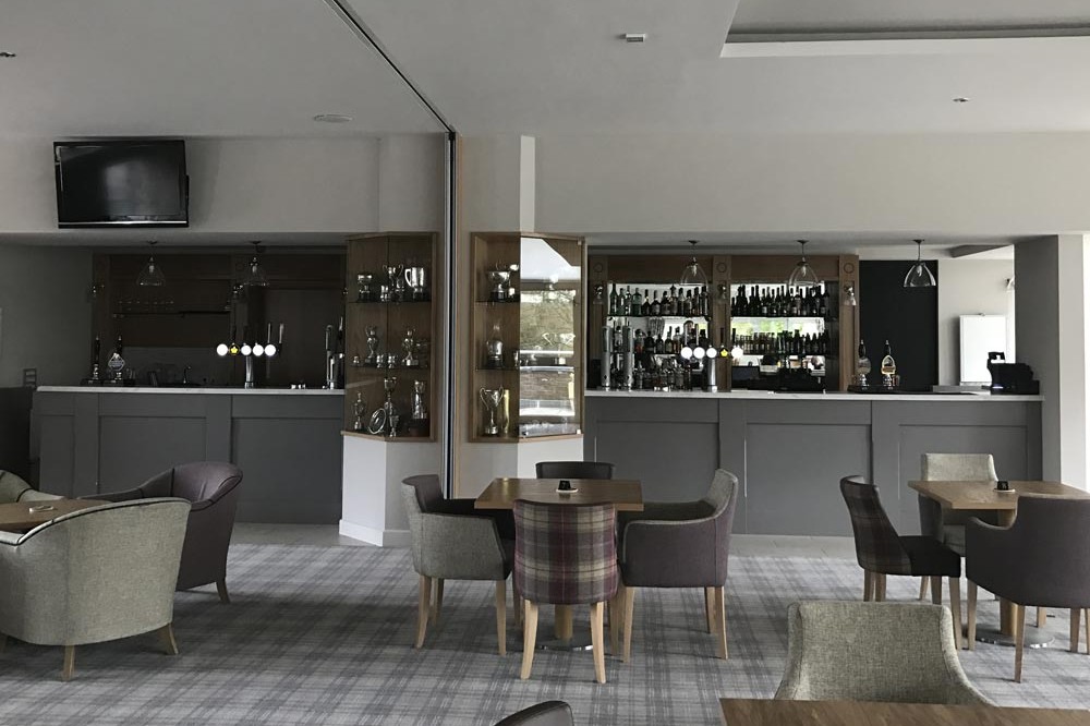 York GolfClub Commercial Case study 4 uai